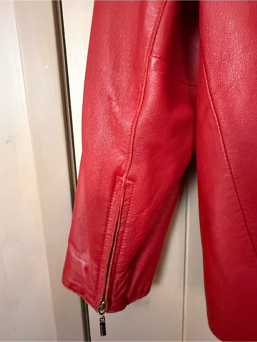 Wilsons Leather Women's Bright Red Zip-Front Leather Jacket - Picture 4 of 5